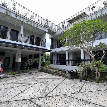 Green Hill Inn Джимбаран Экстерьер фото